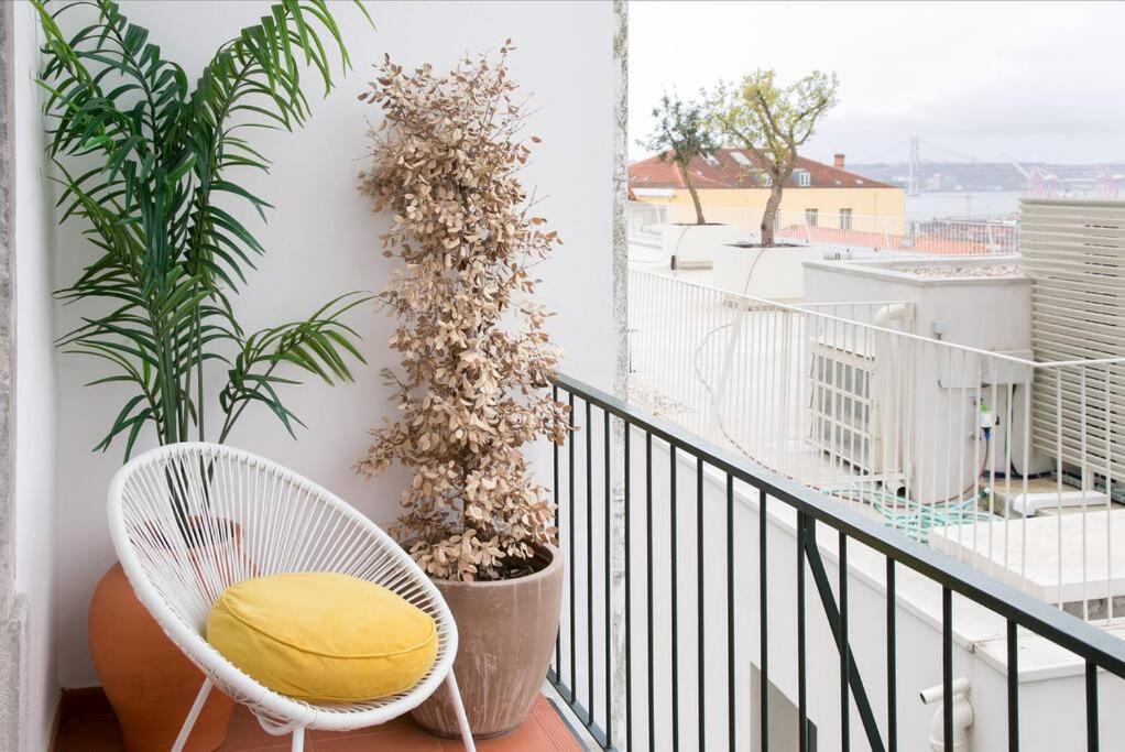 Principe Real Beautiful View 3 Bedrooms Flat! ลิสบอน ภายนอก รูปภาพ